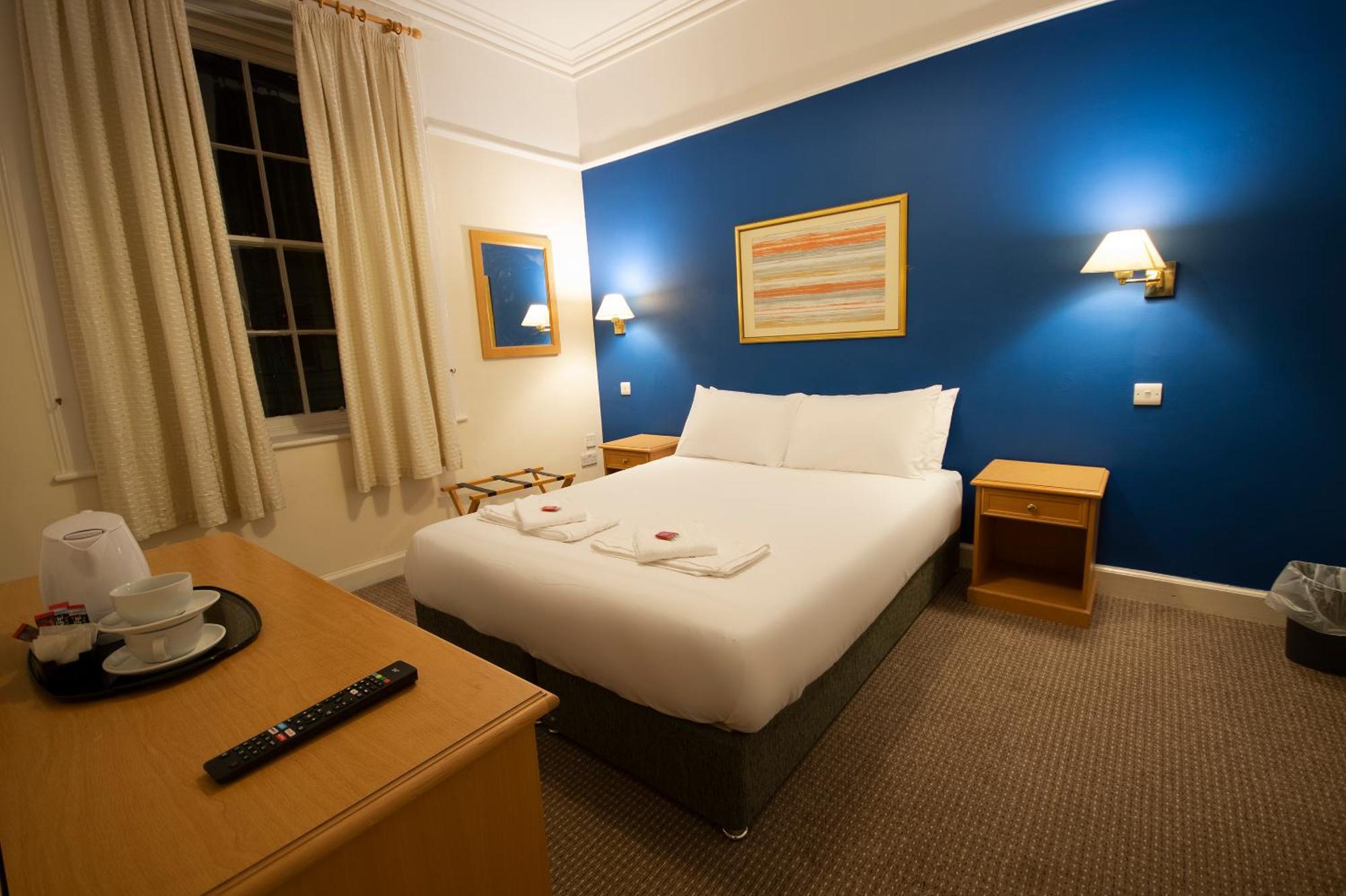 Douglas Arms Hotel Castle Douglas Room photo